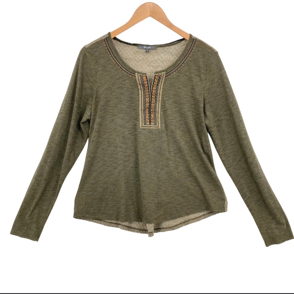 Women's Miss Me Green Embellished Beaded Henley Blouse. Size Medium.